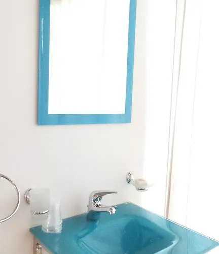 Oda ve Kahvaltı La Greka